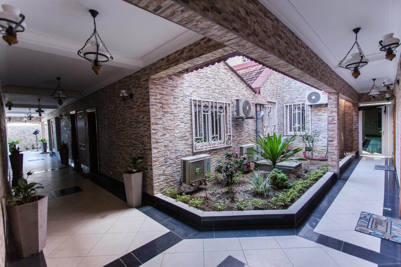 Résidence Hôtelière Le Jomonia Libreville Exterior foto